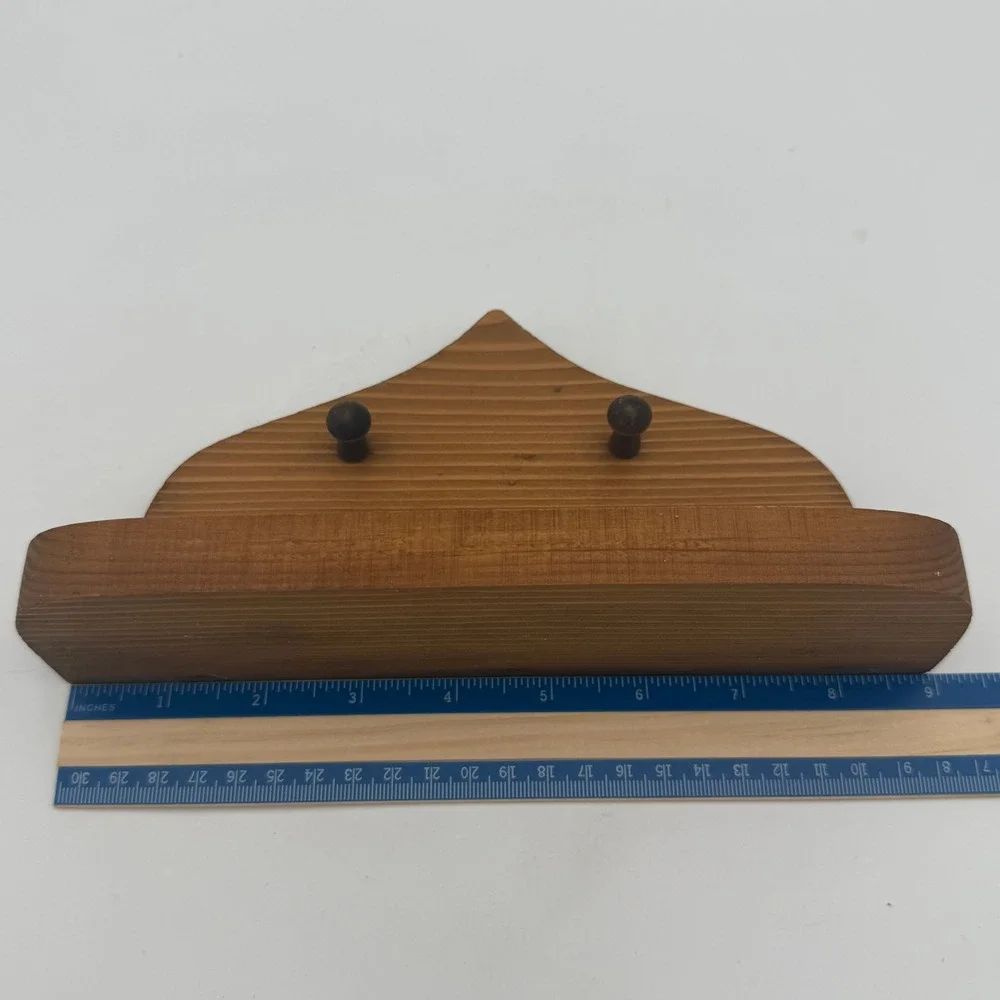 Vintage Rustic Pine Wood Wall Shelf with 2 Peg Hooks Scalloped Small Brown 9in